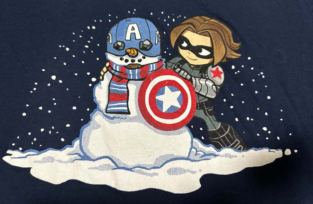Marvel Loot Crate Winter Soldier Captain America Snowman T-Shirt Size M